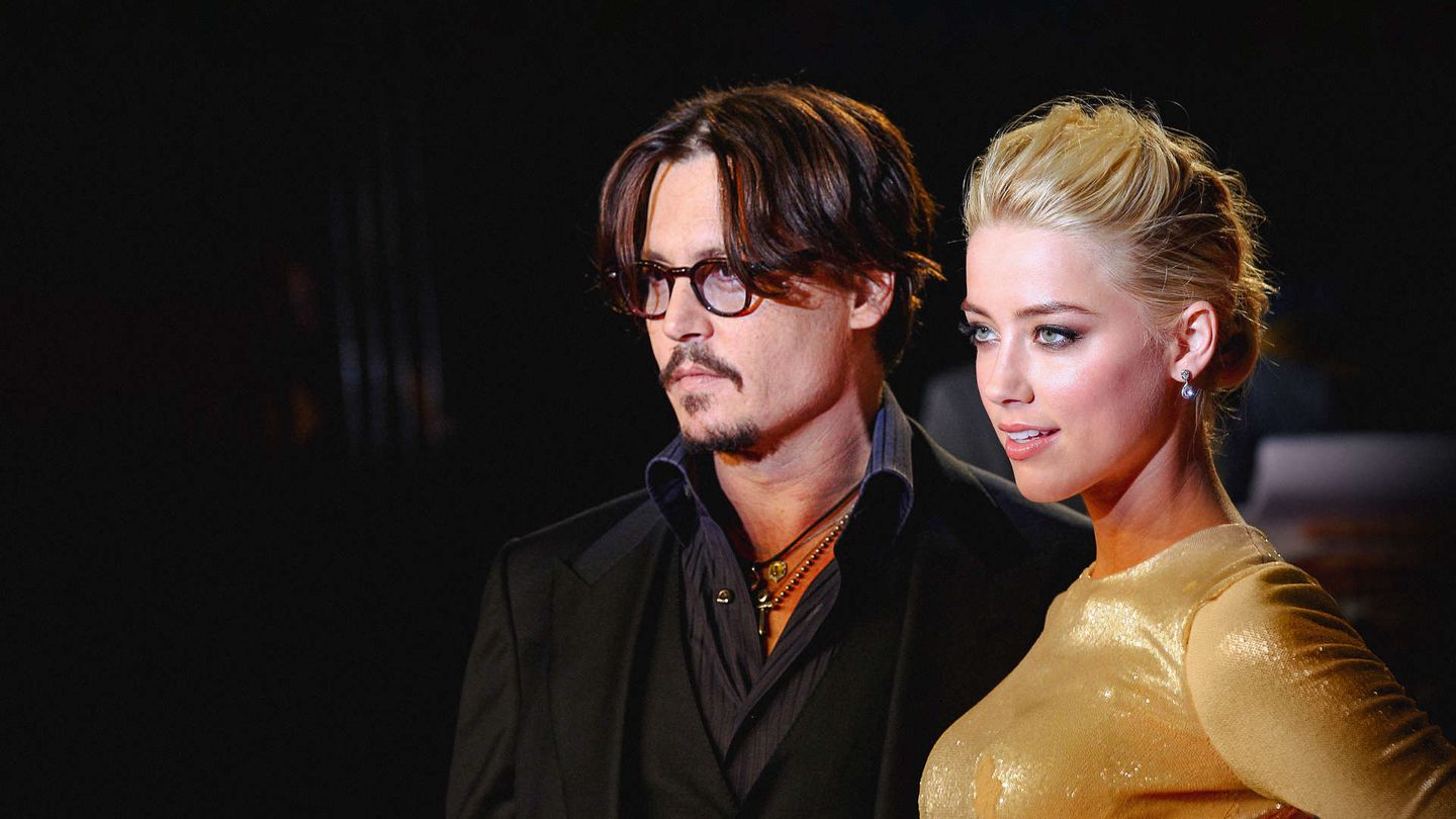 Johnny vs. Amber