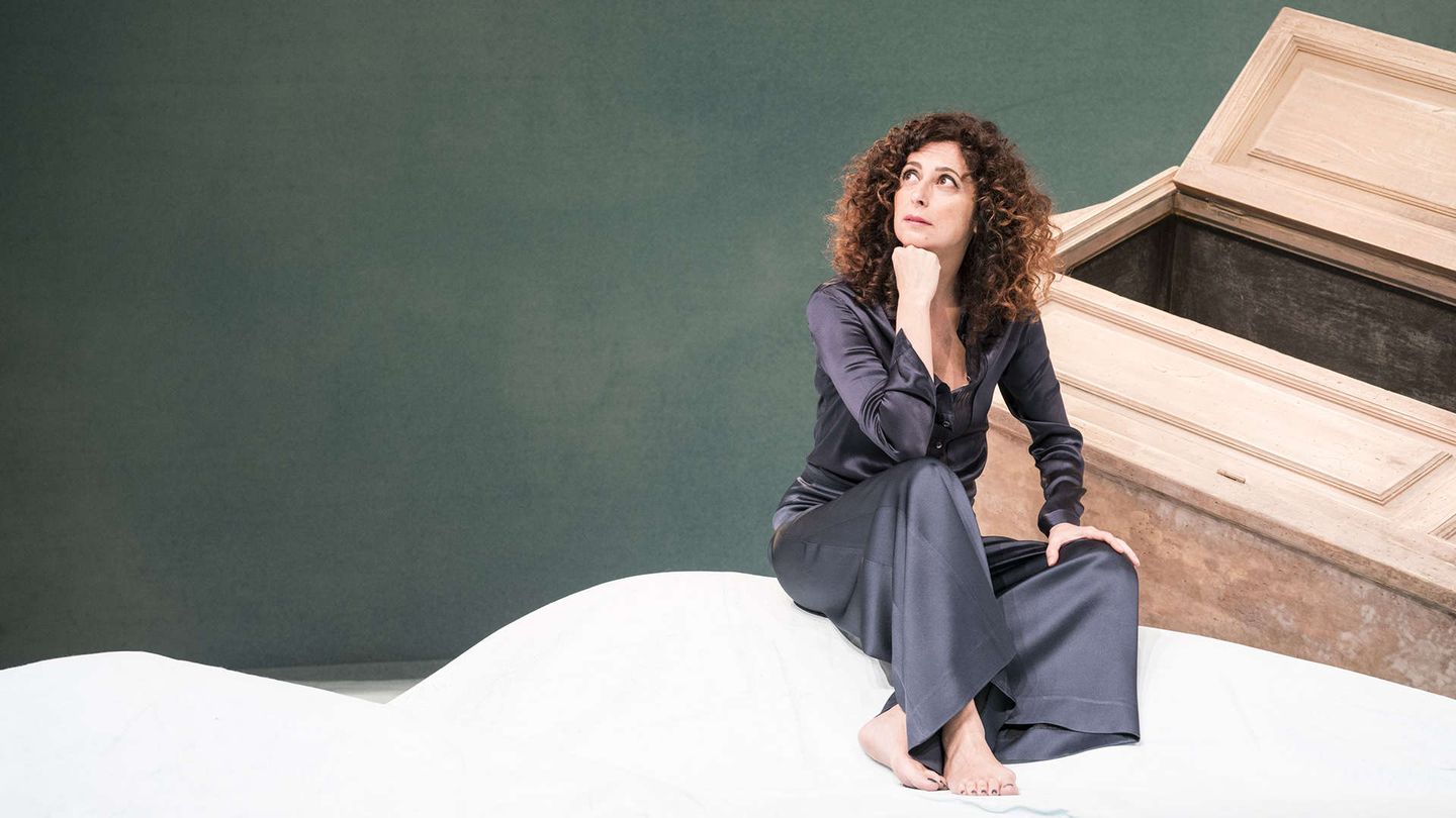 Teresa Mannino - Sento la terra girare