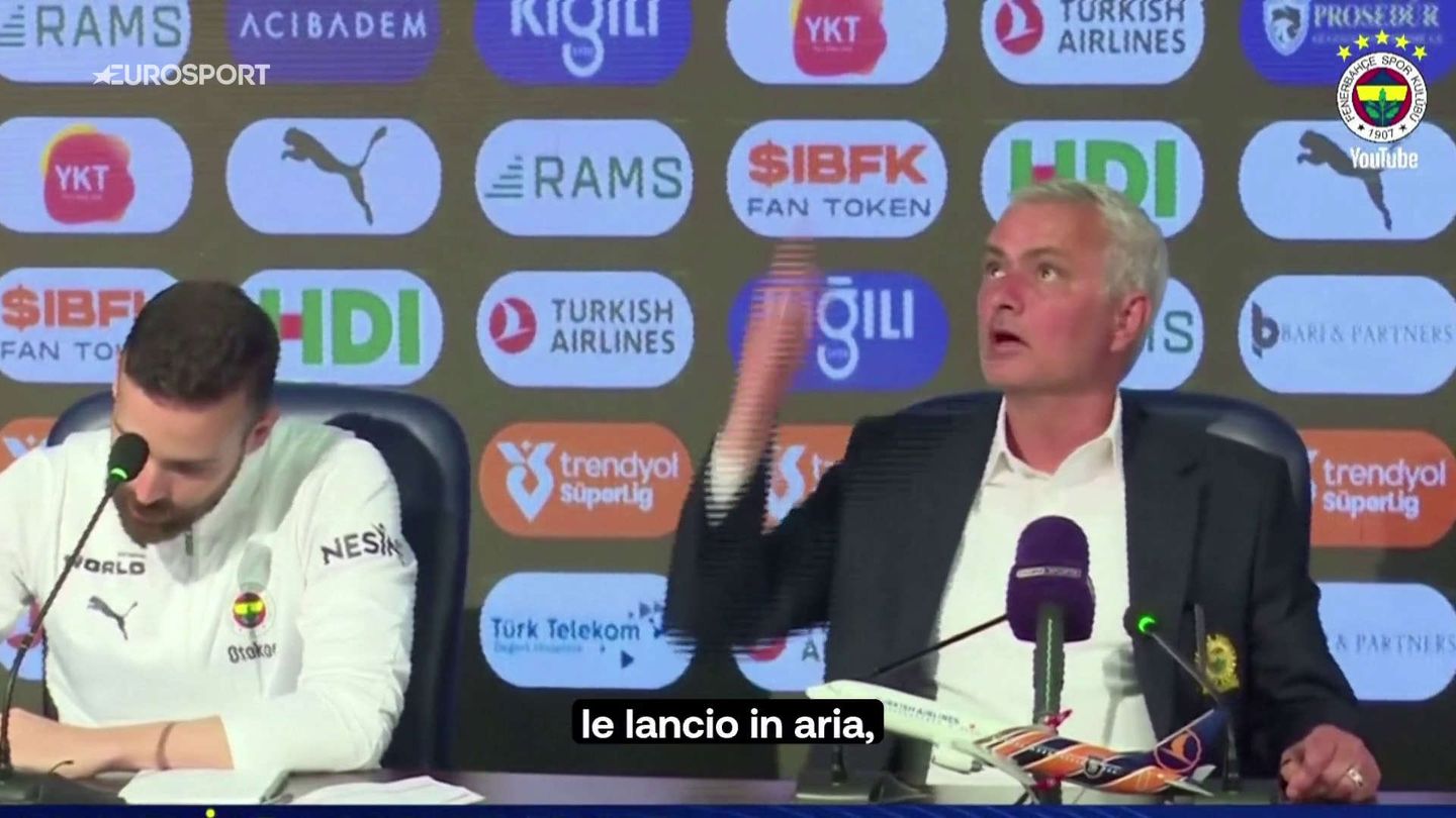13/05 14:11 | Jose' Mourinho: "Come scelgo la formazione? Lancio monete in aria e vedo" | Serie A