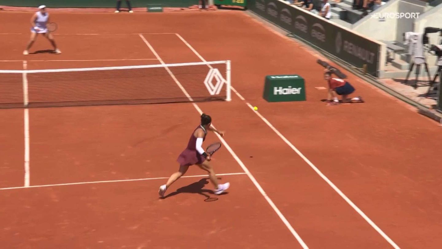 20/05 15:32 | Colpo spettacolare di Errani contro Niemeier: strenua difesa e dritto in cross | Roland Garros
