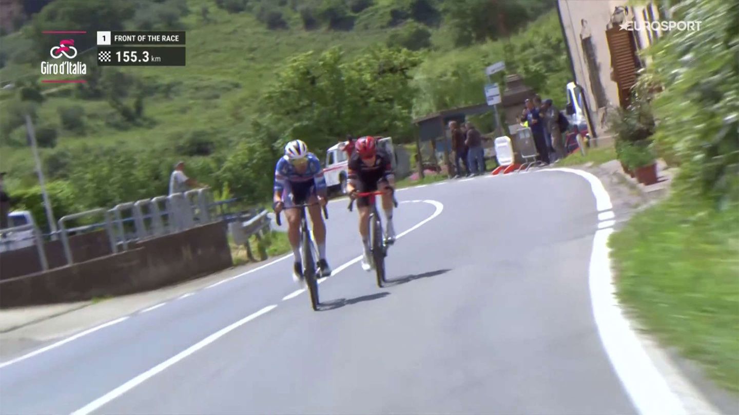 21/05 13:30 | Cattaneo aveva promesso la fuga e... detto fatto! Ecco il suo scatto con Voisard | Giro d'Italia