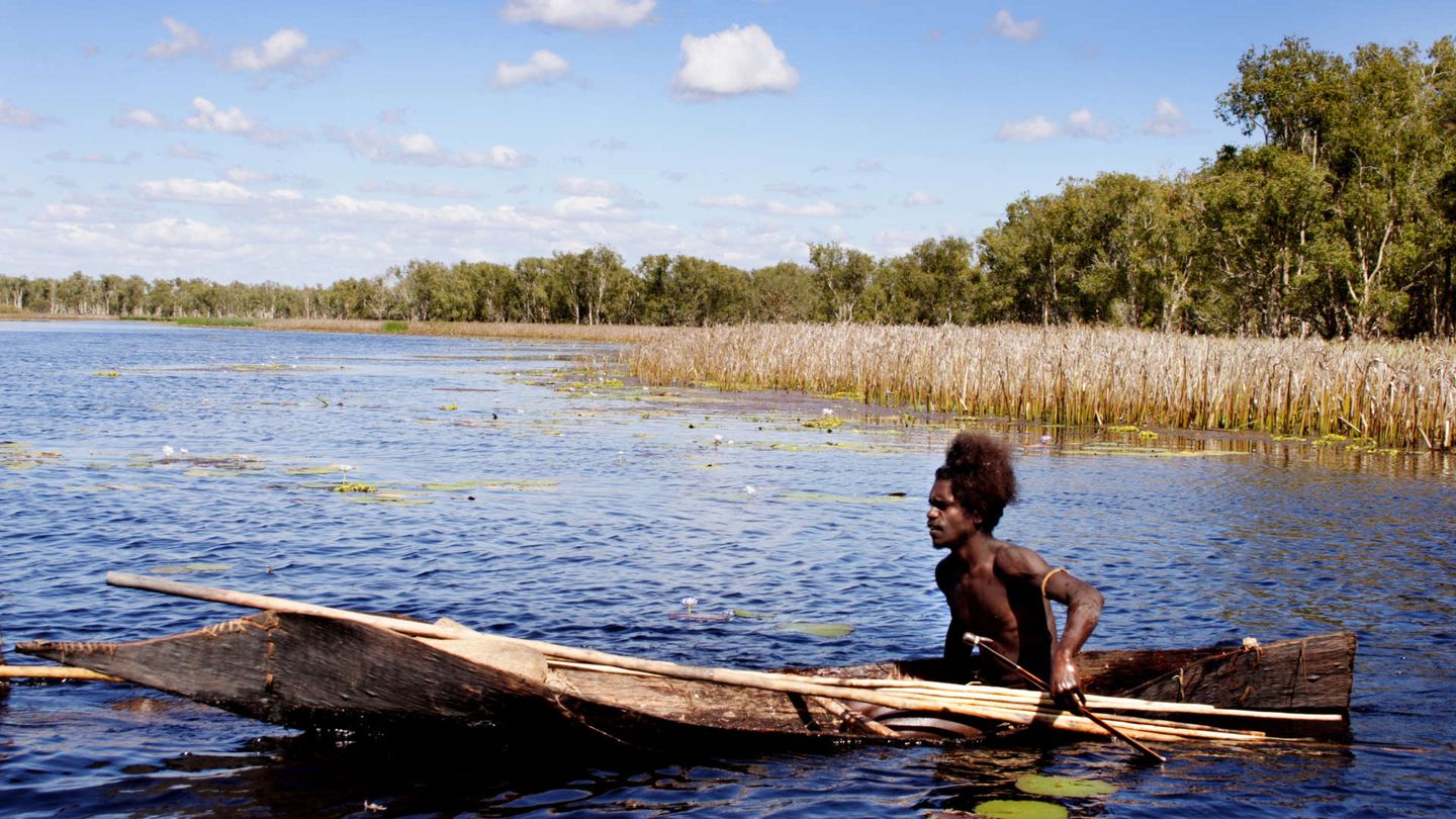 10 canoe