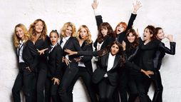 11 donne a Parigi