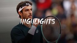 28/05 16:05 | Lorenzo Musetti disegna Tennis con Galan: il match in 3' | Roland Garros