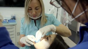 Ida, Gustavo e Lucrezia dalla Dottoressa Smile