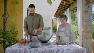 Pizzoccheri, polpettine al curry e trota mantecata