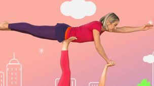 Acroyoga - Il supereroe