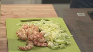 Tacos con salsa maiocado