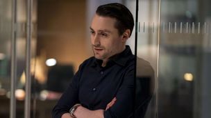 E3