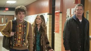 E3