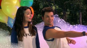 E9