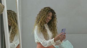 E10